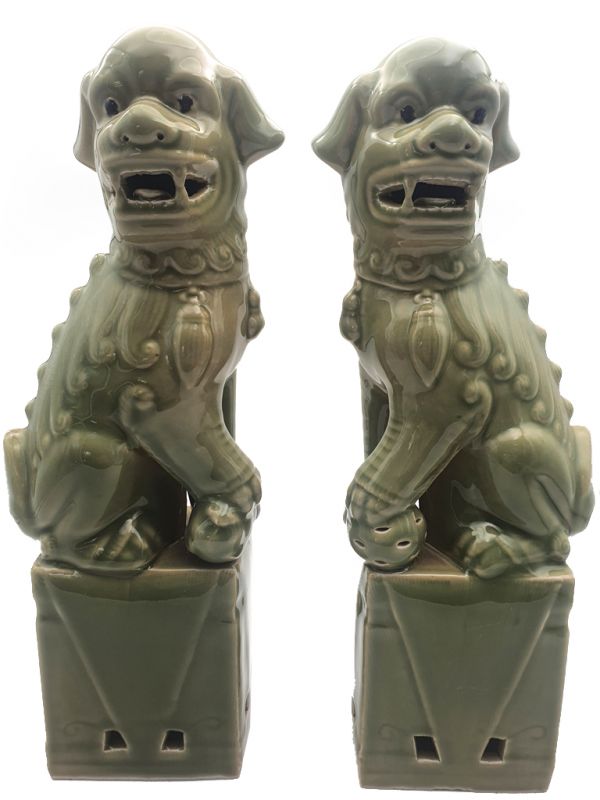 Large Fu Dog pair in porcelain - Celadon green 1