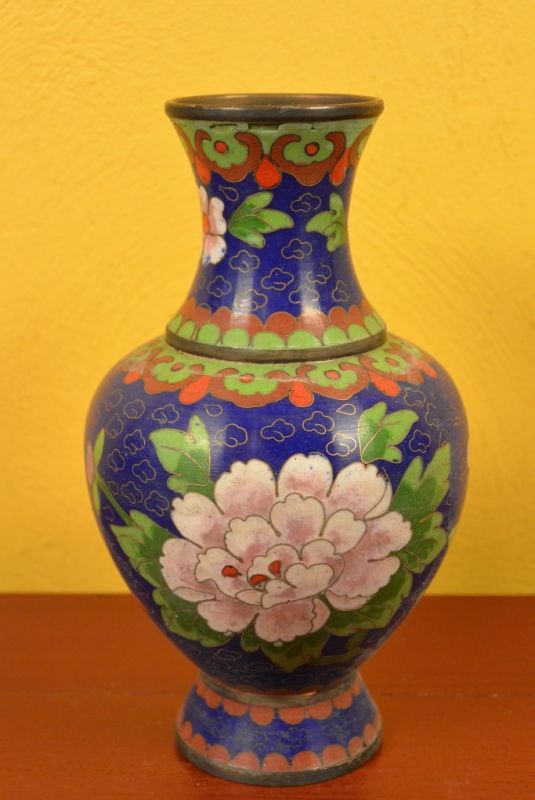 Large Vase in Cloisonné Blue Flower 1