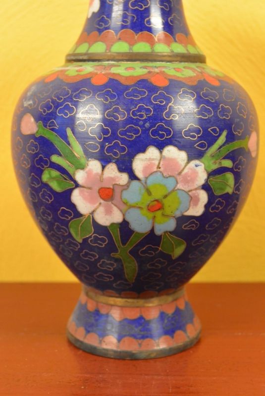 Large Vase in Cloisonné Blue Flower 3