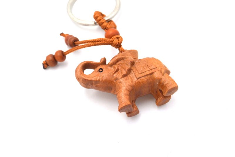 Llavero Feng Shui de madera - Elefante 2