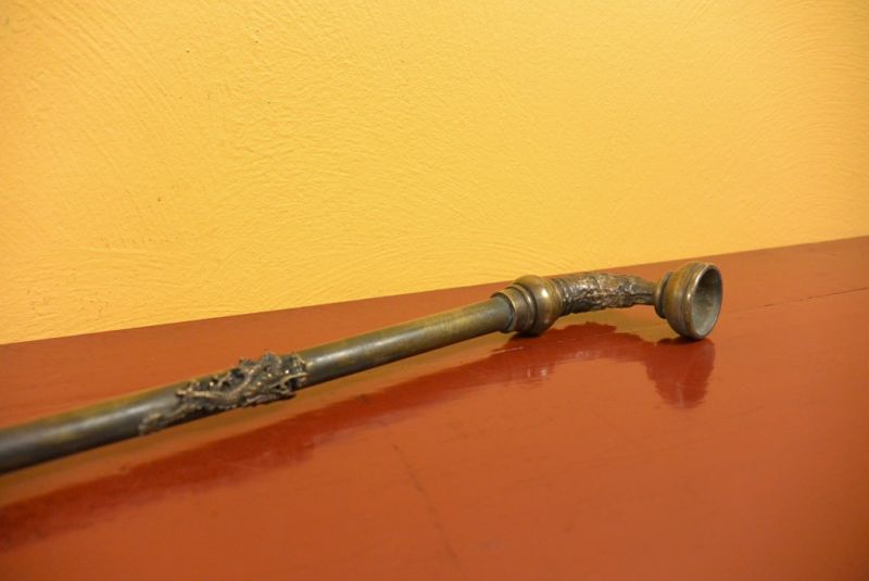 Long Chinese Metal Pipe 2 2