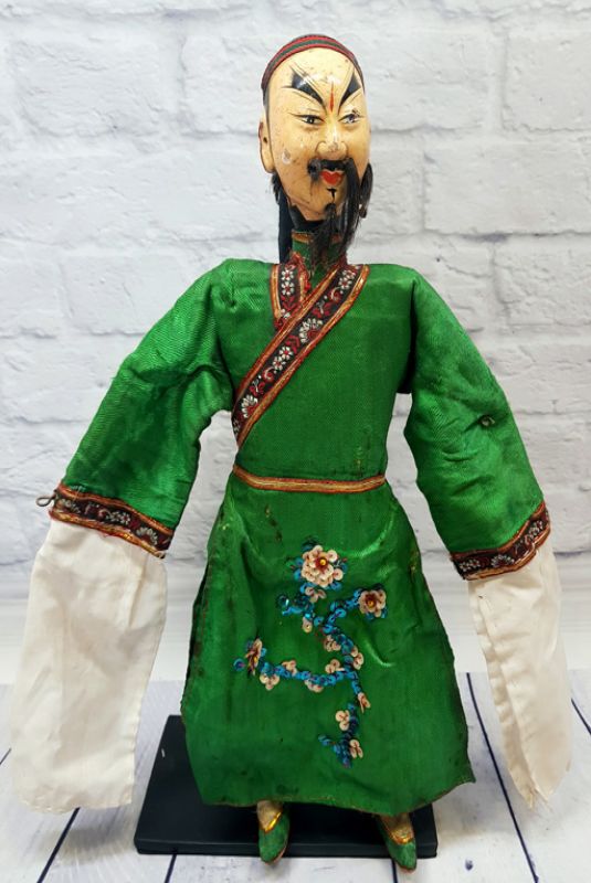 Marioneta del teatro chino antiguo - provincia de Fujian - Disfraz de seda verde / hombre 1