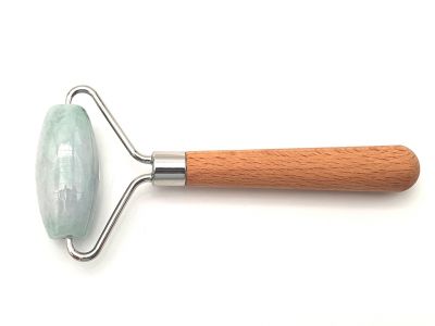 Médecine chinoise - Jade roller simple en véritable Jade - Vert Clair / Translucide Médecine chinoise - Jade roller simple en véritable Jade - Vert Clair / Translucide