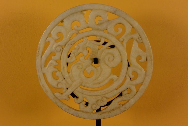 Medium Bi-shaped Jade disc - Dragon 1