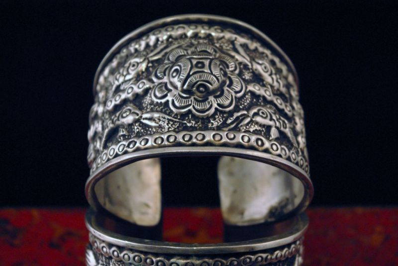 Miao ethnic Bracelet ornamented with Animals and Flowers 4