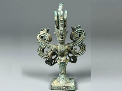 Mini statue SanXingDui Figure à tête humaine et corps d'oiseau en cuivre patiné – 7,1 cm