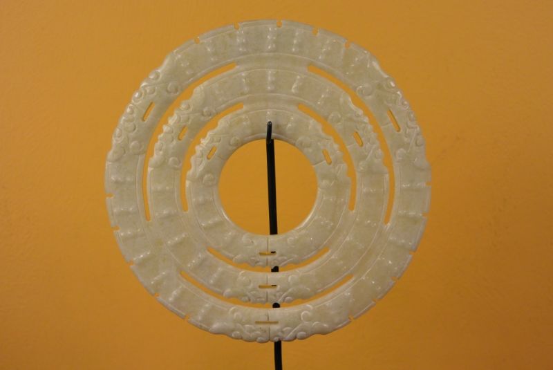 Mittelgrosse Chinesische Bi Scheibe Reine Jade 2