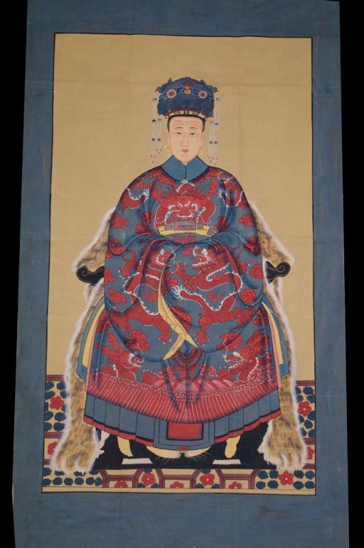Haga clic en la imagen para ampliar Muy Grandes Dignitarios Chinos - Majestuoso - Emperatriz - Gris y Rojo 1
