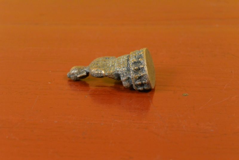 Alte Amulett Talisman Buddha Bhumisparsa 4