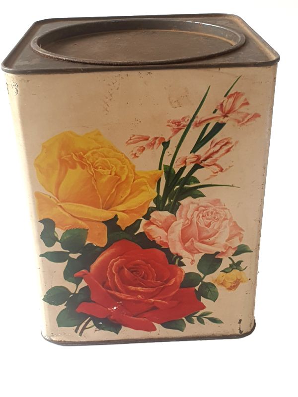 Old Chinese Biscuit Box -Flowers 2