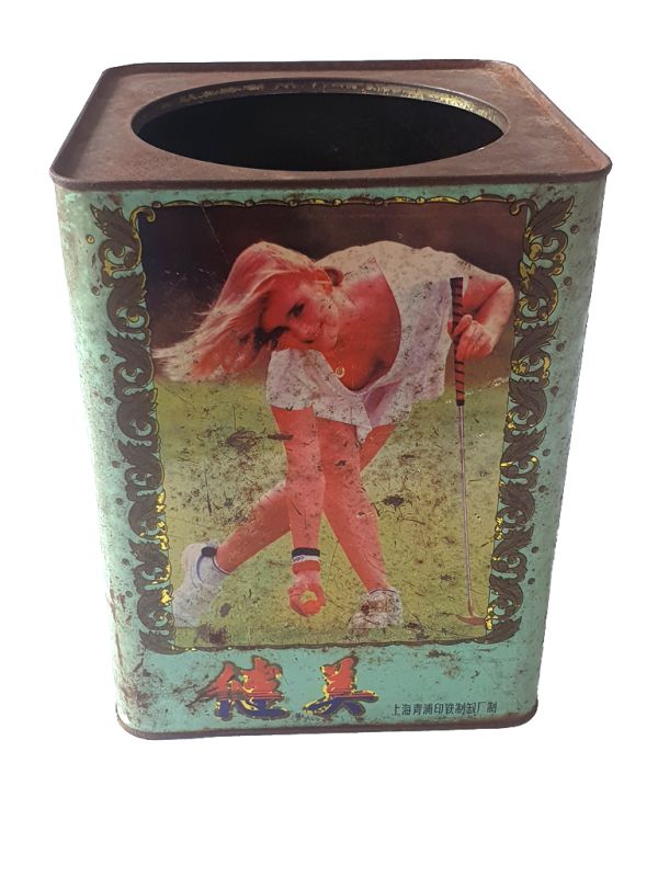Old Chinese Biscuit Box -Golfer (without cover) 3