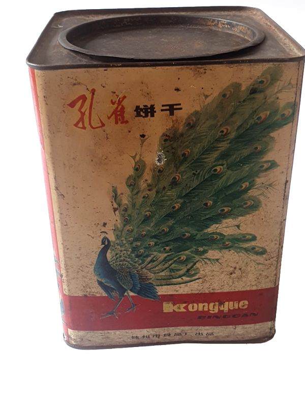 Old Chinese Biscuit Box -The white peacocks 3