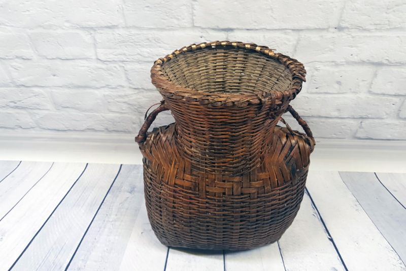 Old Chinese box braided by hand - Basket weaving - Ancient Chinese fishing trap 2