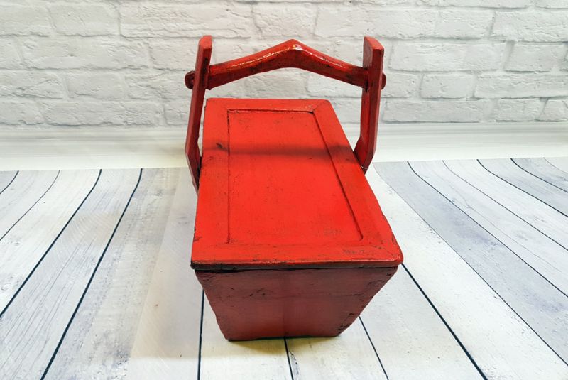 Old Chinese Box Red wooden basket 3