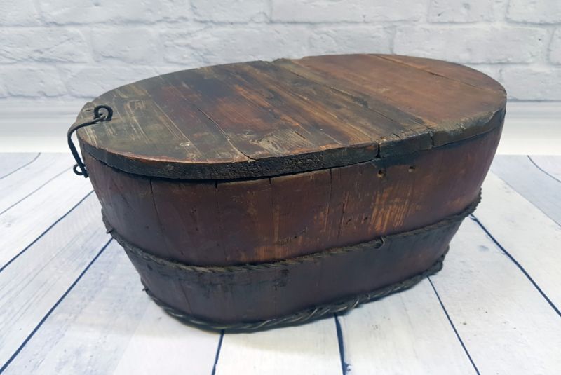Old Chinese Box Wooden rice box 1