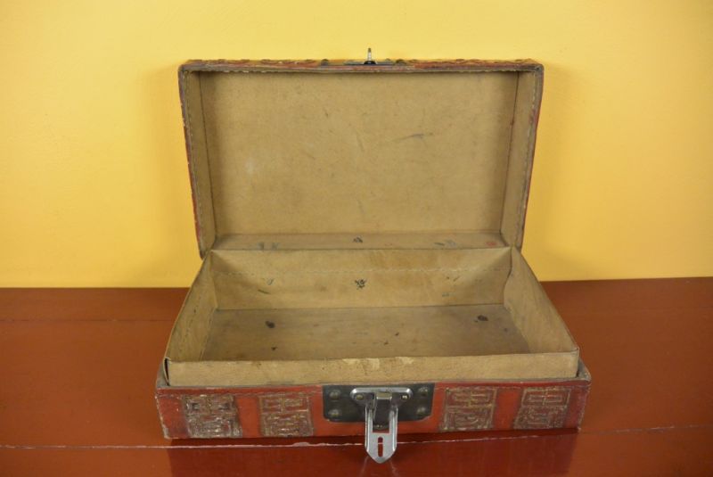 Old Chinese Chest 100% Leather 5