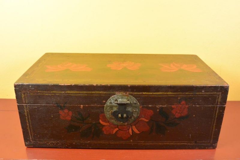 Old Chinese Chest - Flower 1