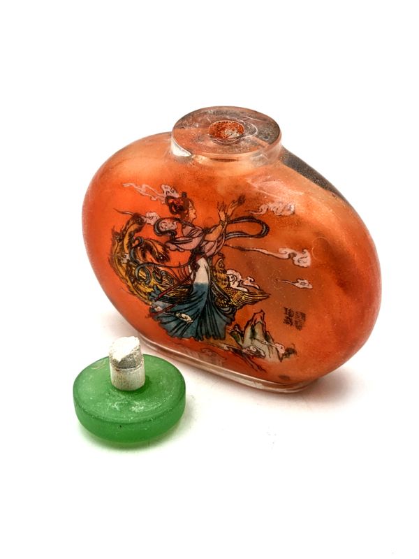 Old Chinese Glass Snuff Bottle - Chinese goddess 2