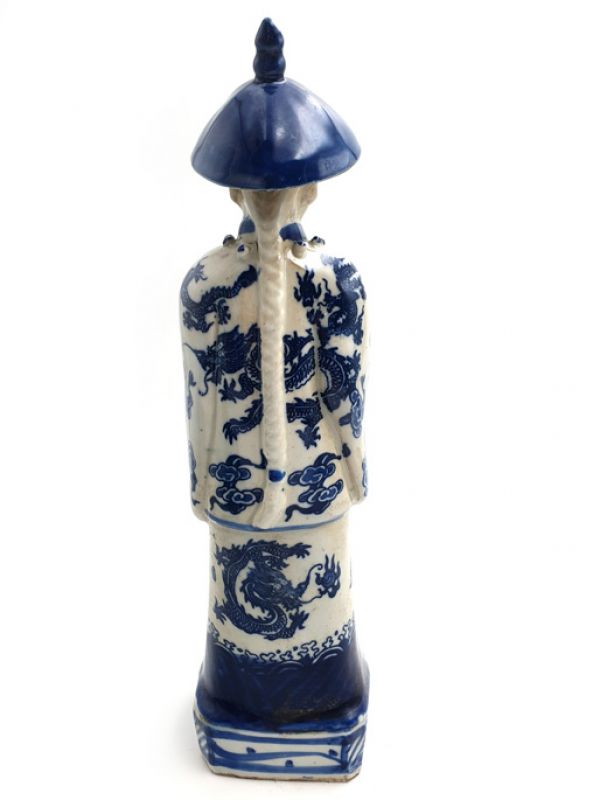 Old Chinese Mandarin in blue and white statue 4