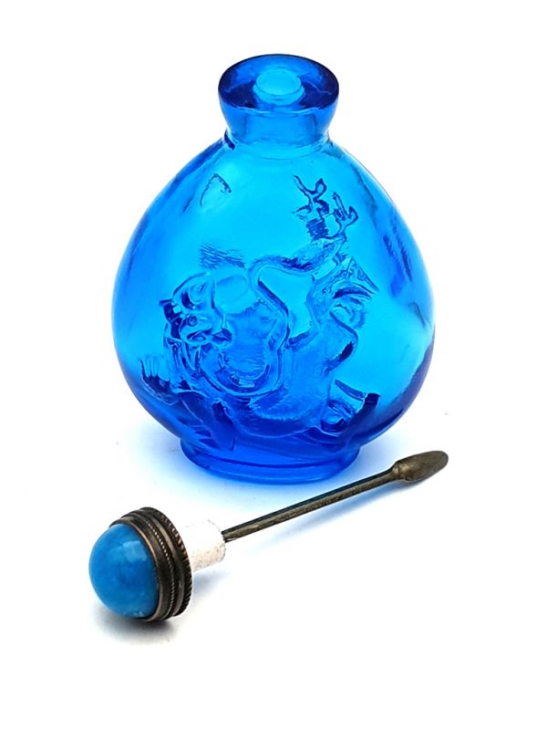 Old Chinese snuff bottle - Blown glass - The Tiger and the Deer 4