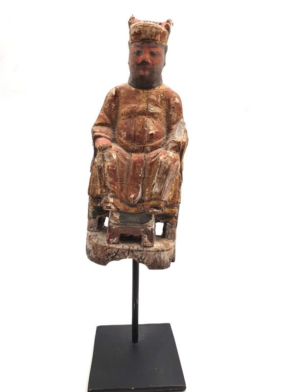 Old Chinese Statue 3