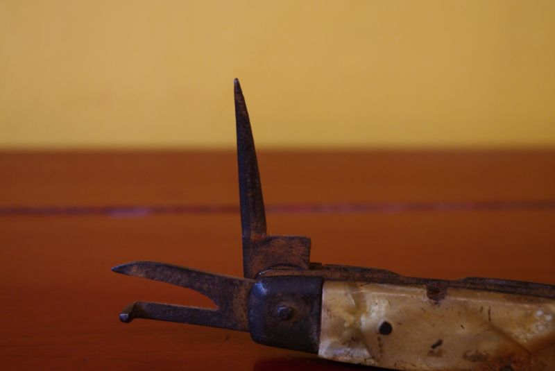 Old Chinese Swiss Army knife 4