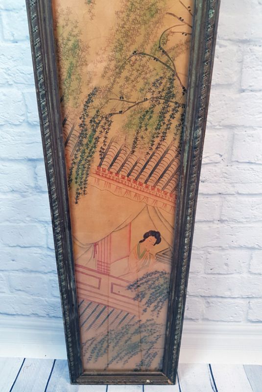 Old Chinese Wood Frame - Painting - The woman in the house 3