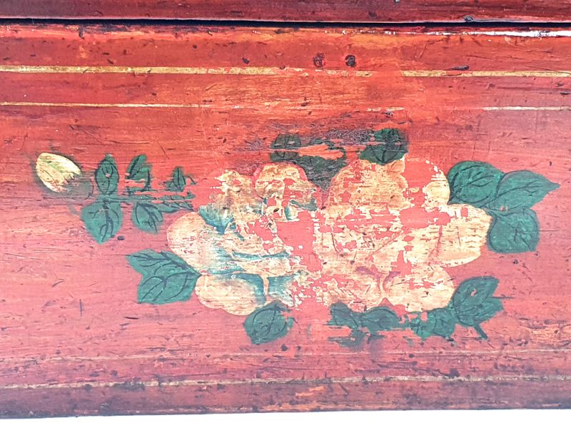 Old Chinese wooden chest - antiquity of china 3