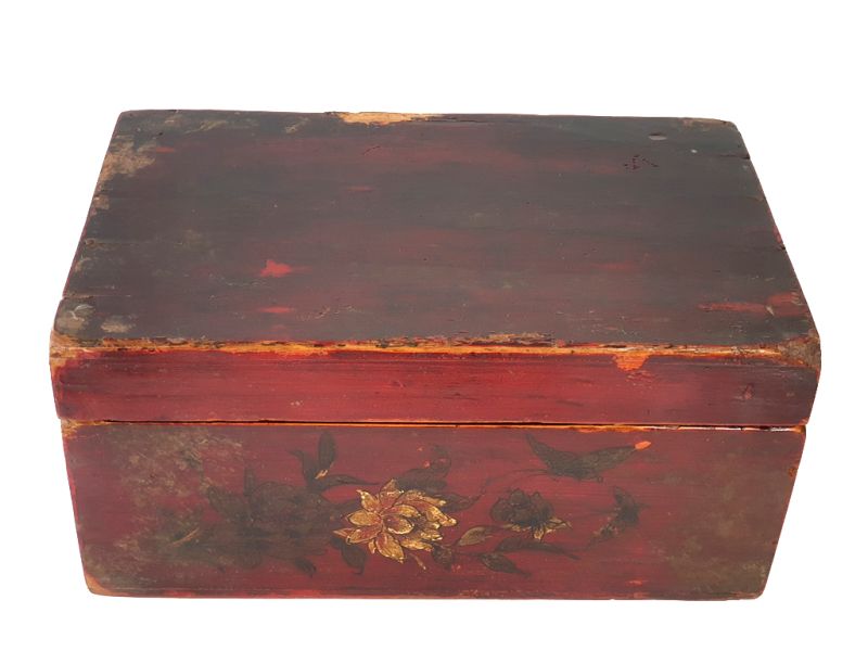 Old Chinese wooden chest - butterfly and flowers 2