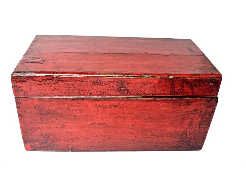 Old Chinese wooden chest 1
