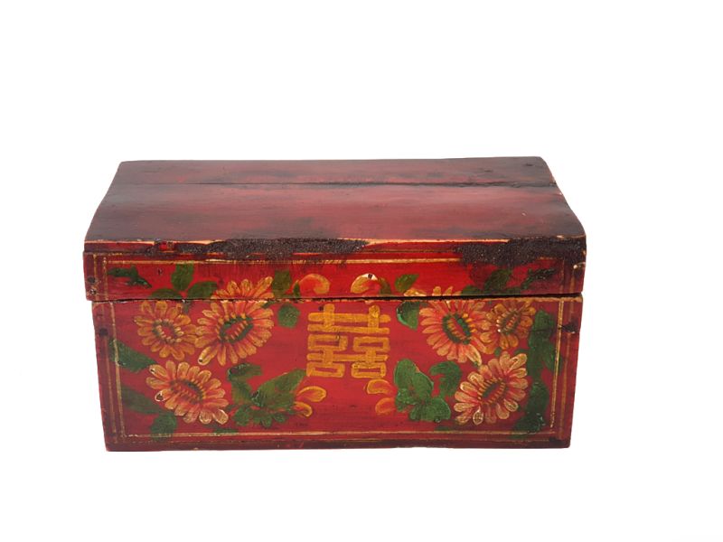 Old Chinese wooden chest - Flowers and Chinese character of happiness 2