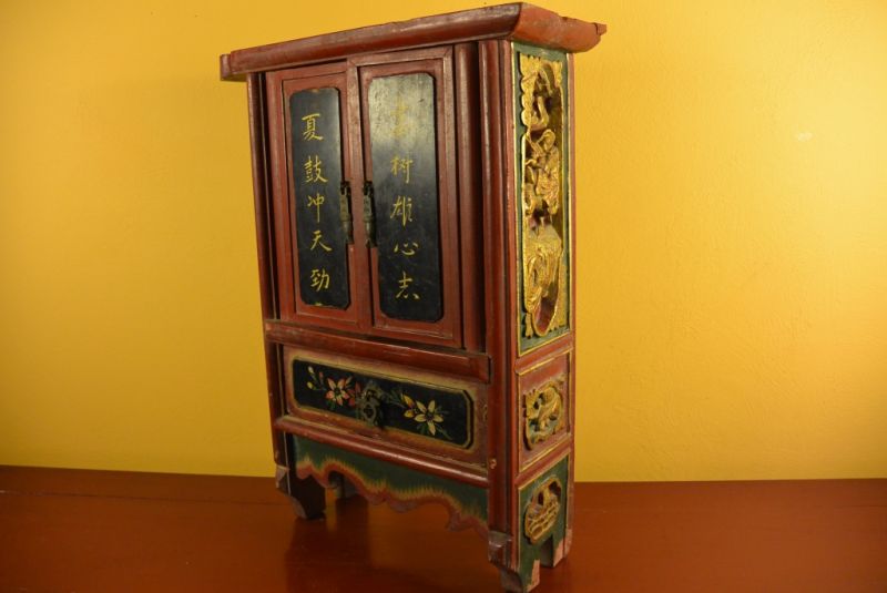 Old Chinese wooden furniture 1