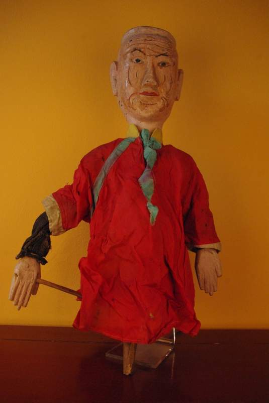 Old Chinese wooden Puppet from Fujian 1