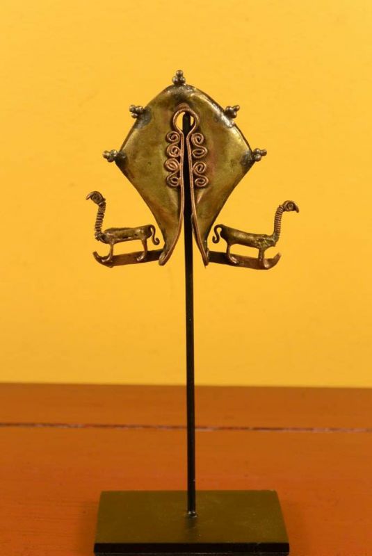 Old Indonesian Jewel - Mamouli from Sumba - Animal 1