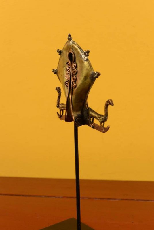 Old Indonesian Jewel - Mamouli from Sumba - Animal 4