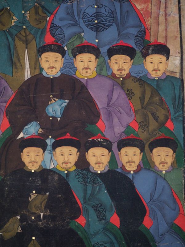 Old reproduction - Portrait of Chinese ancestors - Family of dignitaries 3