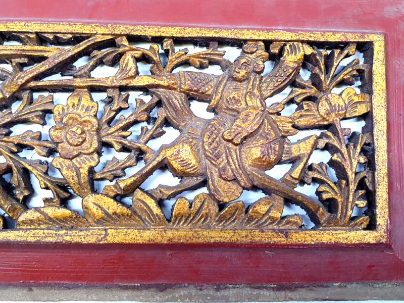 Old Wooden Panel Qing Dynasty Red and gold - Horseman against warrior 3