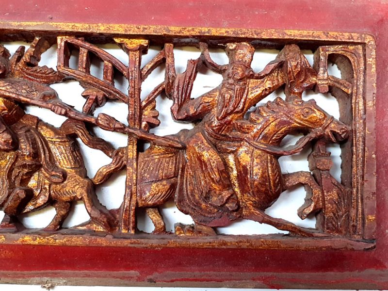 Old Wooden Panel Qing Dynasty Red and gold - The two riders 3