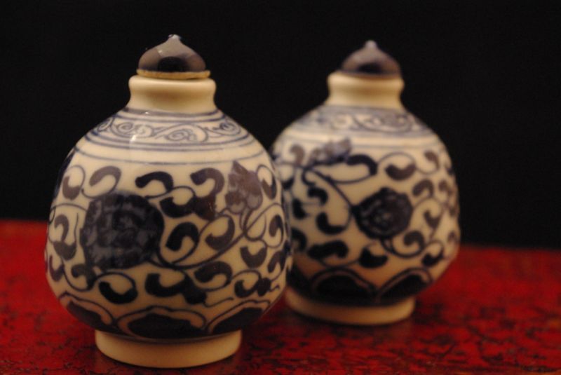 Paar kleine chinesische Schnupftabakflaschen blau 5
