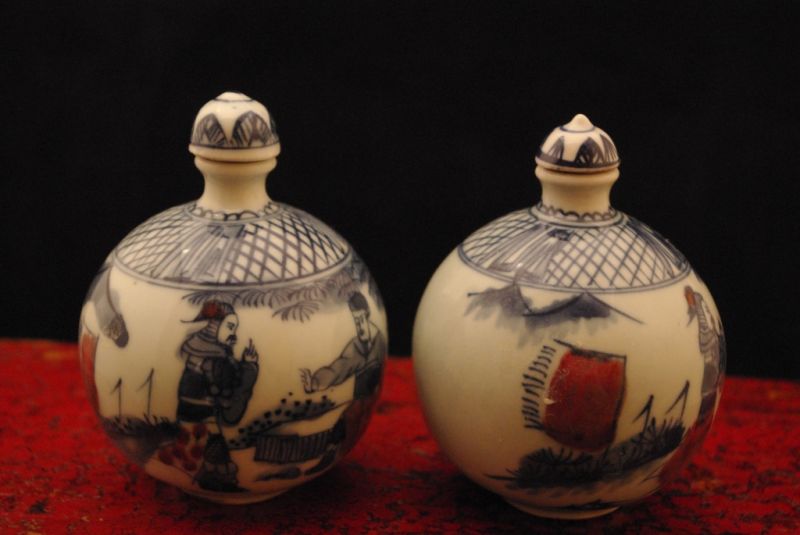 Paar kleine chinesische Schnupftabakflaschen 3