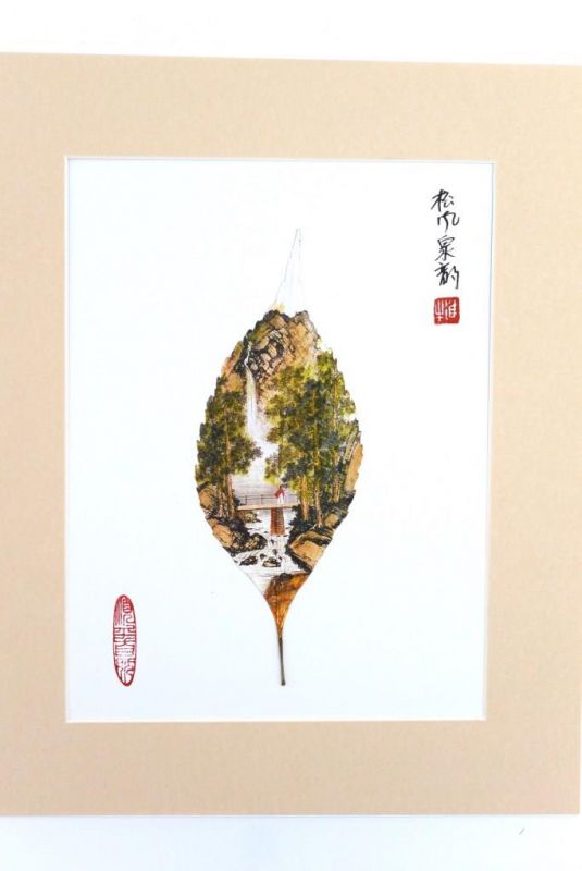 Peinture chinoise sur feuille d'arbre - Pont sur la rivière 1