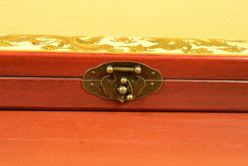 Pequeña caja de madera de China Roja y Amarillo Dragón 2