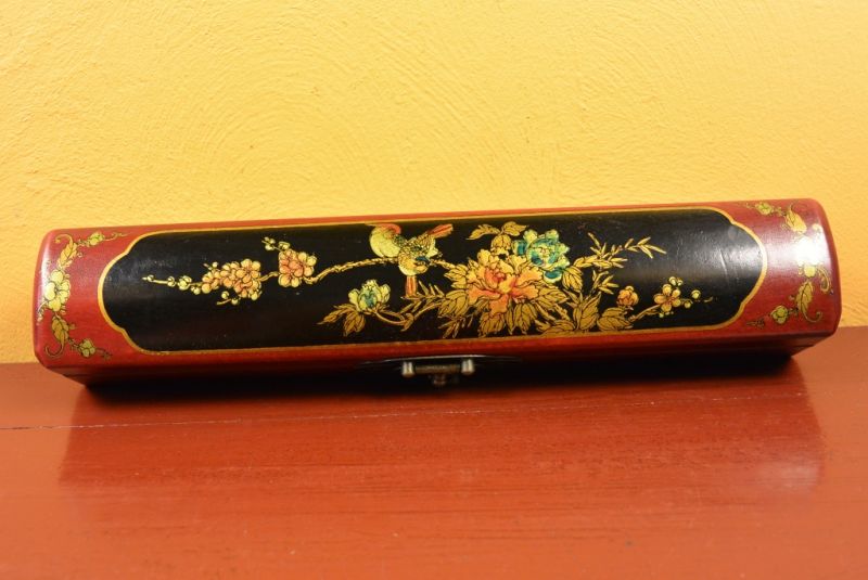 Haga clic en la imagen para ampliar Pequeña caja de madera de China Rojo y Negro Aves 4