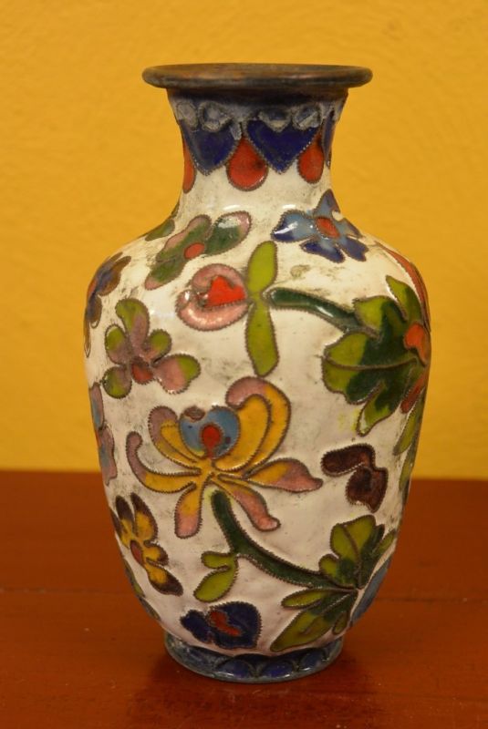 Pequeño Jarrón de Cloisonné Blanco Flores 2