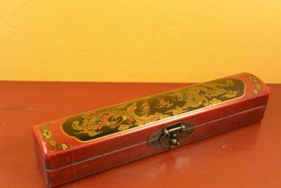 Petite Boite Chinoise Rouge et Noire Dragon et Phénix Petite Boite Chinoise Rouge et Noire Dragon et Phénix