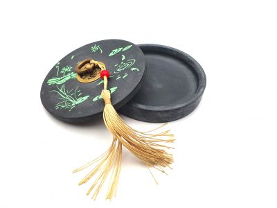 Pierres à encre Chinoise - Avec couvercle et décors Pierres à encre Chinoise - Avec couvercle et décors