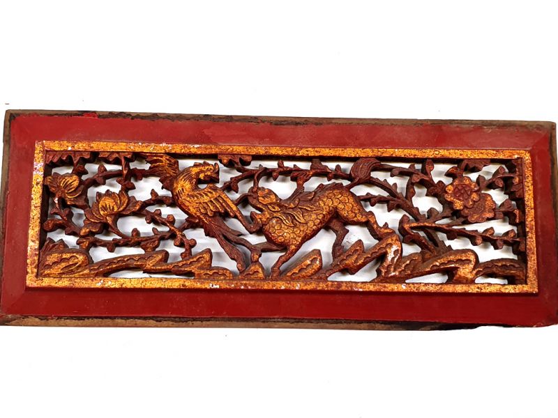 Placa de Madera Dinastia Qing Rojo y dorado - Animales fantásticos 1