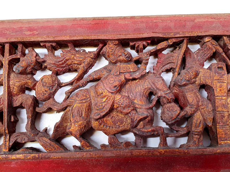 Placa de Madera Dinastia Qing Rojo y dorado - Jinete 2