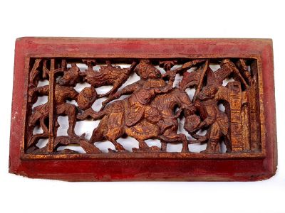 Plaque en Bois Dynastie Qing Rouge et or - Cavalier Plaque en Bois Dynastie Qing Rouge et or - Cavalier