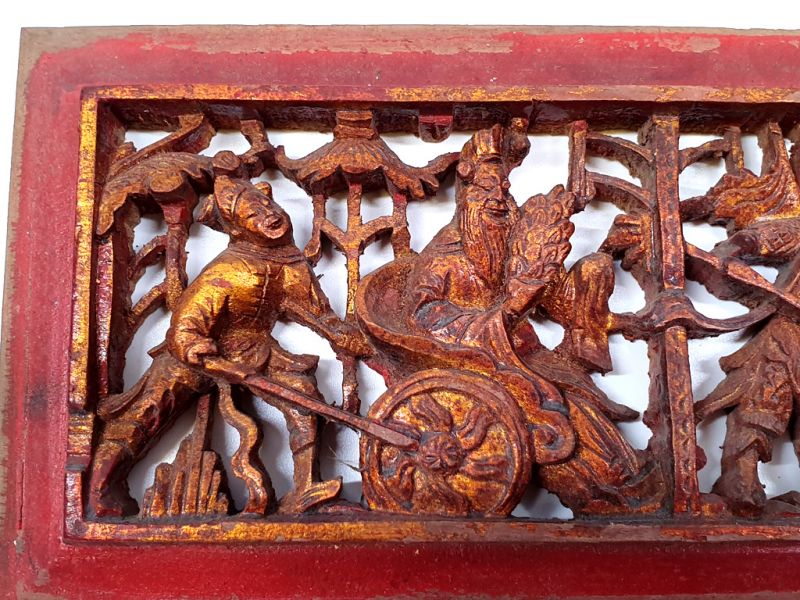 Plaque en Bois Dynastie Qing Rouge et or - L'empereur et les guerriers 2